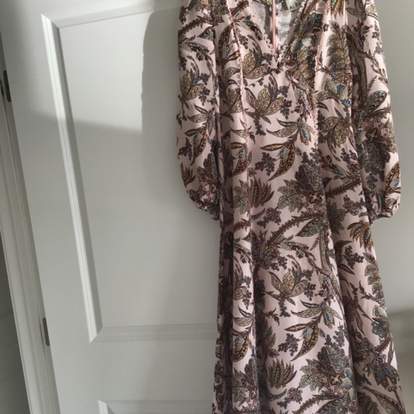 Alemais Estella blush pink paisley midi dress with blush lace trim - Picture 2 of 7